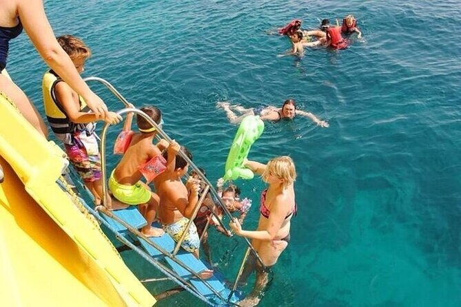 Hurghadas Wonders With Sea World Boat and Paradise Island - Pickup Information