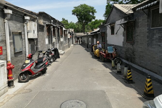 Hutongs Group Walking Tour - Booking and Pricing Details