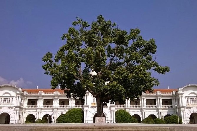 Kuala Lumpur Airport To Penang City Hotels EN-ROUTE Ipoh Heritage Tour - Price and Booking