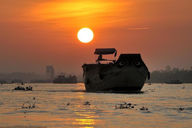 Kuangsi Waterfall Tour With Sunset Mekong Cruiser to Pakou Cave - Cancellation Policy