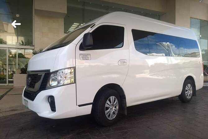 Liberia Airport Private Transfer to Coco Beach and Playa Grande - Vehicle and Service Features