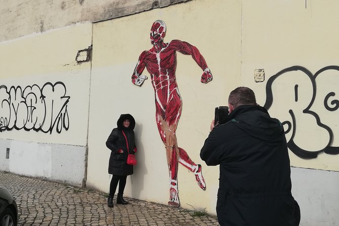 Lisbon Bay Private Street Art Tour - Pickup and Drop-off Information