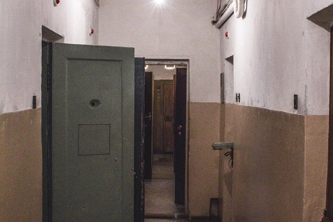 Lithuania Chernobyl Filming Locations in 5 Days (Private Tour) - Logistics and Meeting Point Information