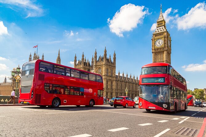 London Family-Friendly Walking Tour With Fun Activities - Private Guide Services