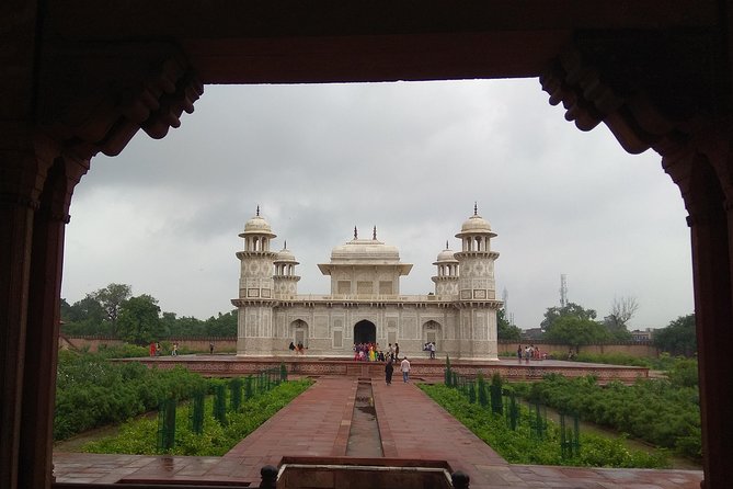 Luxurious Private Agra Overnight Tour With Bharatpur Bird Sanctuary - Frequently Asked Questions