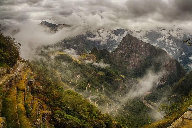 Machu Picchu by Car 2 Days / 1 Night - Meeting and Pickup Information