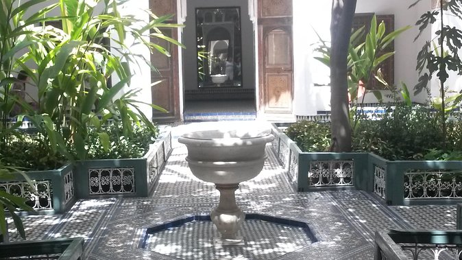 Marrakech Guided Tour of the Red City in ½ Day - Accessibility and Safety Information