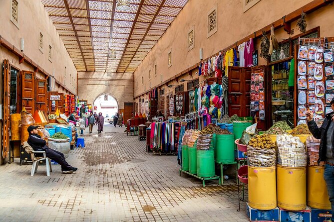 Marrakech Medina and Souk Small Group Tour - Dress Code and Recommended Attire