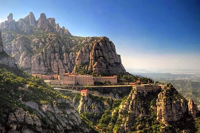 Montserrat Small Group Tour & Sailing Experience From Barcelona - Tour Highlights