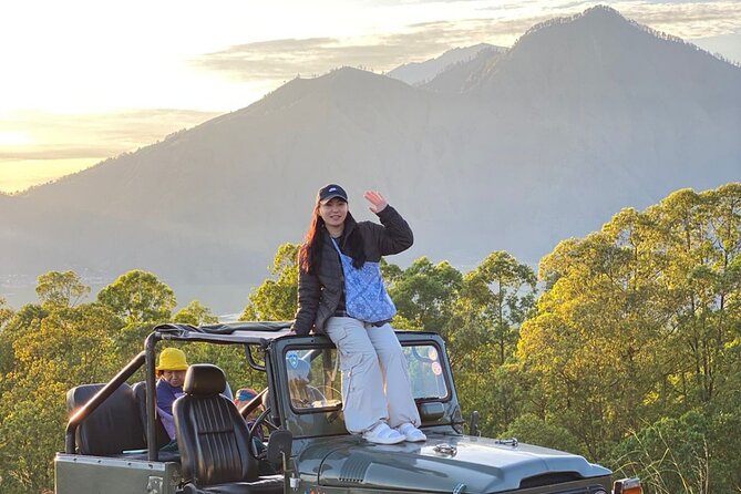 Mount Batu Sunrise by Jeep 4WD + Black Lava + Natural Hotspring - Pickup Locations and Timing