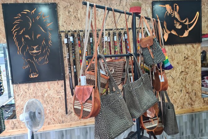Nairobi Day Tour: Giraffe Center, Kobe Beads, and Bomas of Kenya - Tour Inclusions