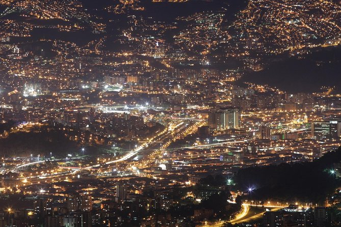 Night Tour Medellin - What To Expect