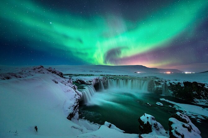 Northern Lights Hunt - PRIVATE TOUR - Private Vehicle Travel