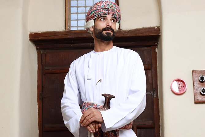 Omani Elegance Timeless Photo Sessions at Majestic Memoirs Studio - Booking Guidelines