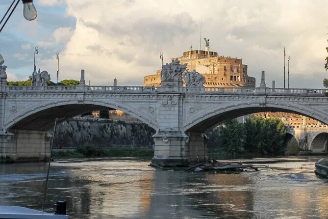 On the River: Aperitif, Cooking Class and Roman Dinner - Inclusions