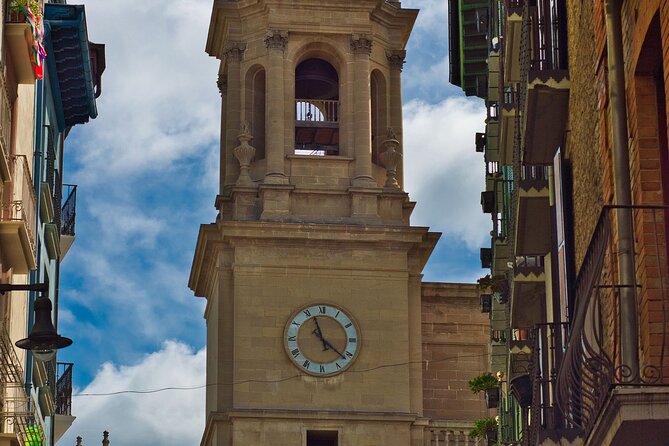 Pamplona Private Historic Walking Tour - What To Expect