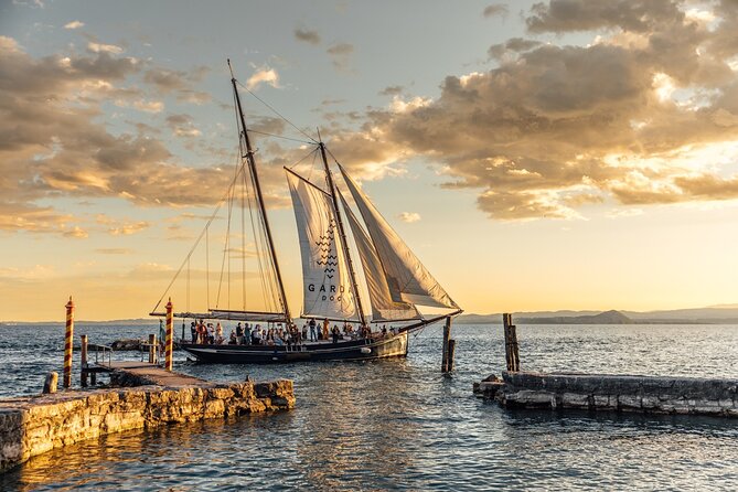 Panoramic Waterfall Cruise - Opening Hours