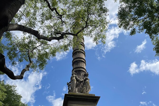 Paris: Ile De La Cité Walking Tour: Discover Paris Birthplace - Historical Insights