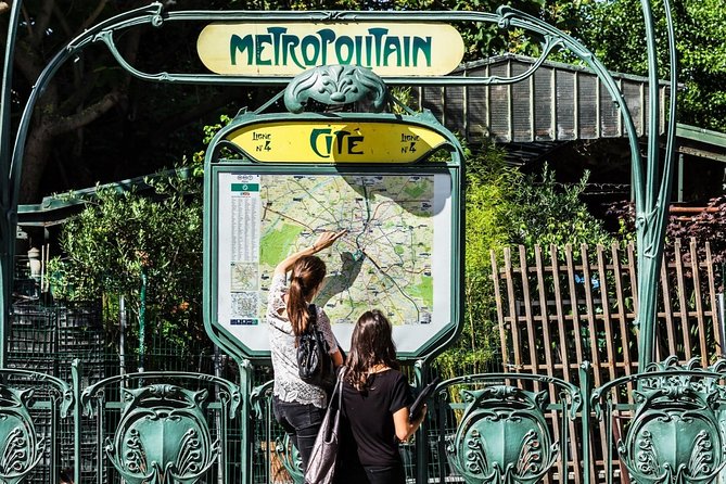 Paris Private Walking Tours With a Local Guide: 100% Personalized - Meeting and Pickup