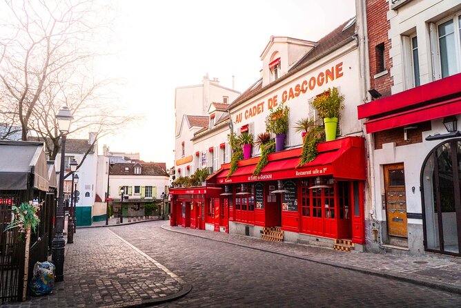 Paris Small Group Tour With Beauvais–Tillé Airport Transfer - Group Size