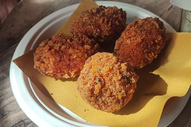 Pasta, Pizza and Gelato Food Tasting Tour in Trastevere - Flexible Booking Options