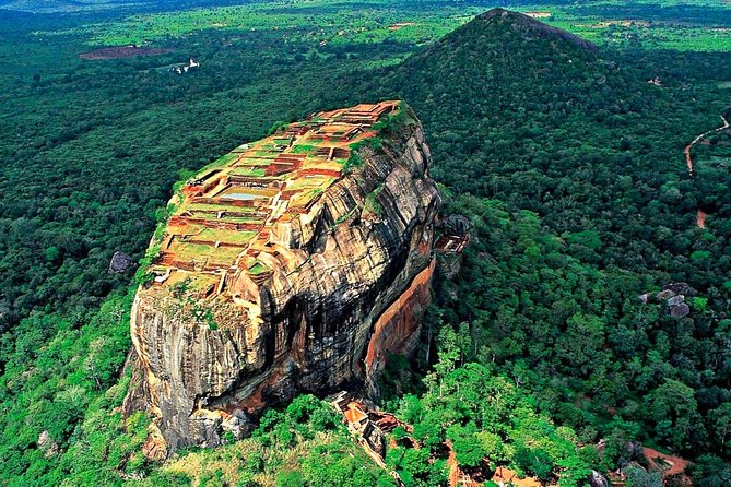 Photography Tour of Sri Lanka (6 Days) - Transportation Details