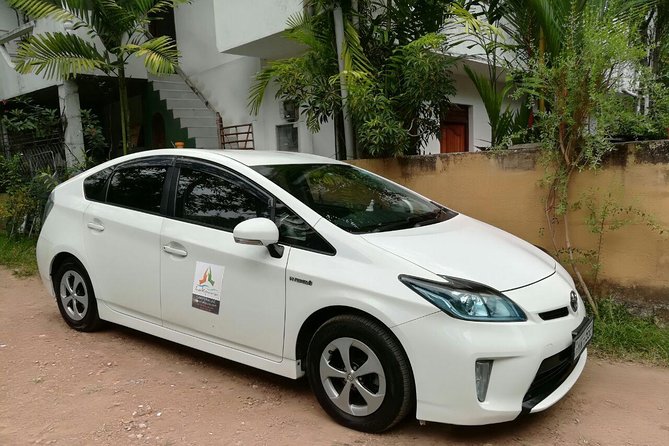 Pinnawala City to Colombo Airport (CMB) Private Transfer - Inclusions and Services Provided