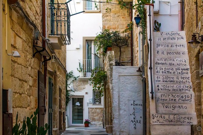 Polignano a Mare Walking Tour With Special Coffee Tasting - Directions