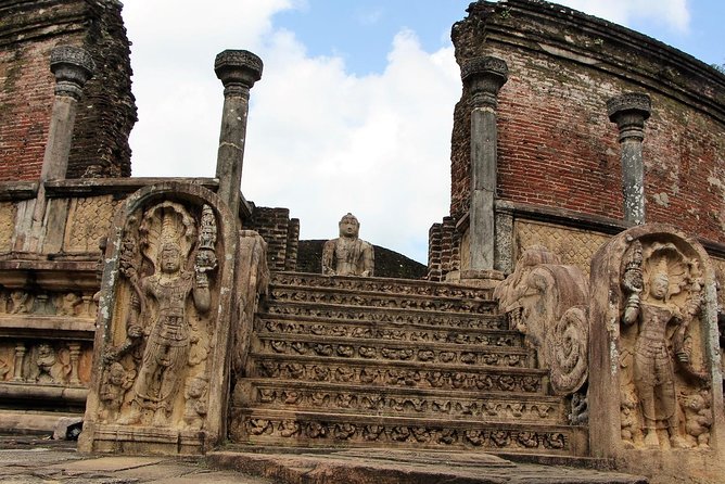 Polonnaruwa Ancient Ruins & Pilgrimage Day Tour From Anuradhapura - Pilgrimage Experience