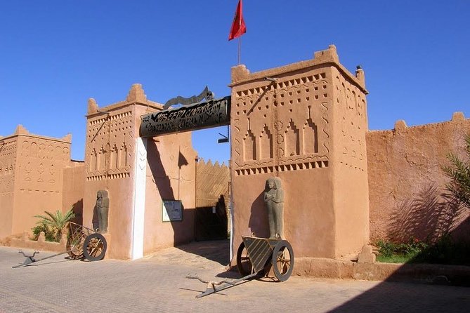 Private 5 Days Journey to the Golden Desert - Transportation Information