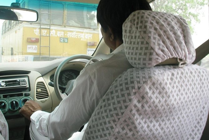 Private AC Vehicle Delhi to Taj Mahal Agra or Other Cities. - Affordable Pricing Details