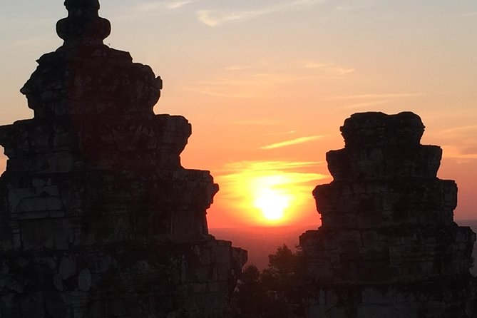 Private Angkor Wat Bakeng Hidden Gem Sunset Tour - Tour Inclusions