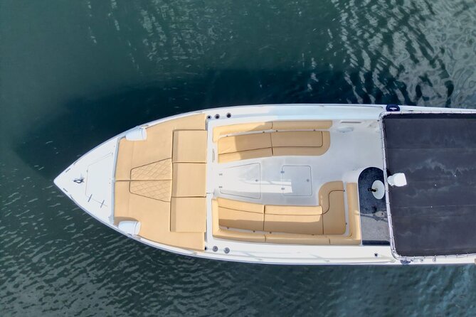 Private Boat Rental for 8 Hours in Genesis III With Captain - Meeting and Pickup