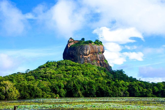 Private Car-Van Hire With Driver-Guide for 4 or 5 Days Round Tour - Meeting and Pickup Details