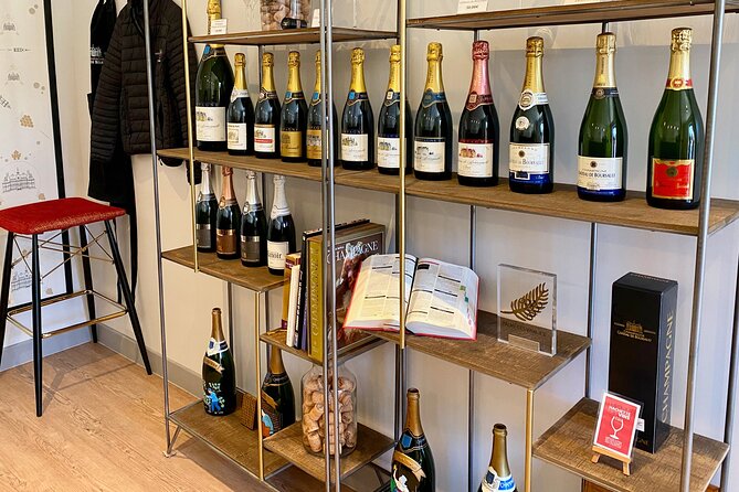 Private Champagne AYALA Since 1860, Moet & Chandon From Paris - Transportation