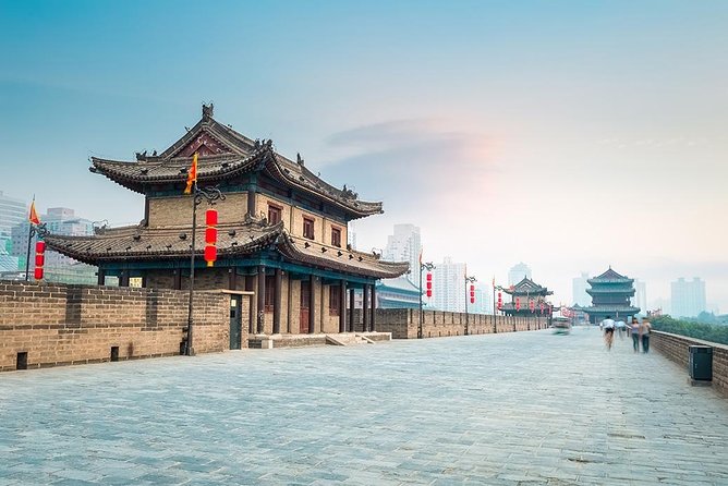 Private Chengdu Bullet Train Trip to Xian: Terracotta Warriors and City Wall