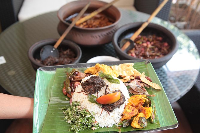 Private Colombo City Tour With Traditional Srilankan Lunch - Tour Experience