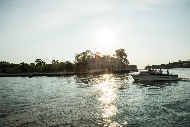 Private Cruise: Murano and Burano From Venice - Directions and Operator Information
