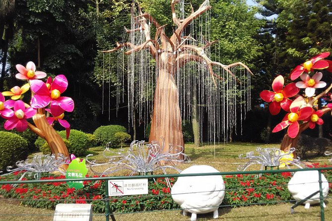 Private Day Trip of Guangzhou Highlights With Lunch Inclusive - Group Size and Customization