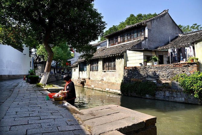 Private Day Trip: Tongli Water Town From Shanghai With Lunch - Special Offer