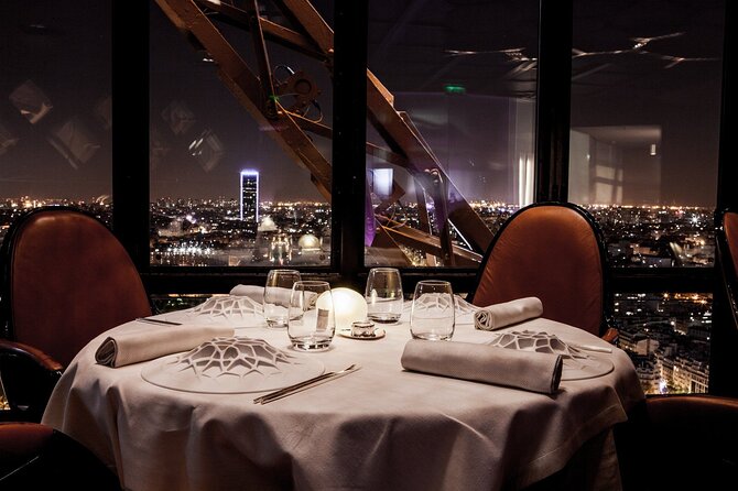 Private Dinner in Eiffel Tower and Seine River Cruise - Accessibility and Participation Details