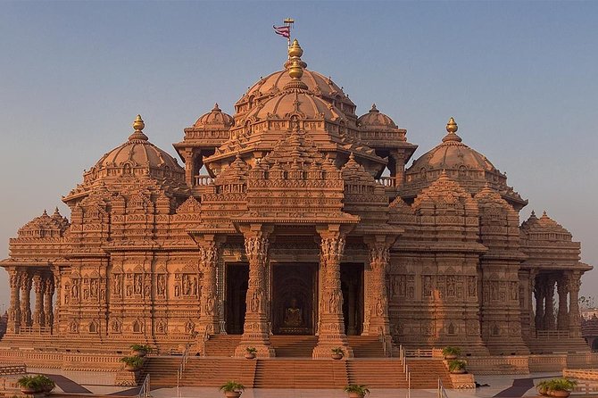 Private Evening Tour to Akshardham Temple With Light and Sound Show - Meeting and Pickup