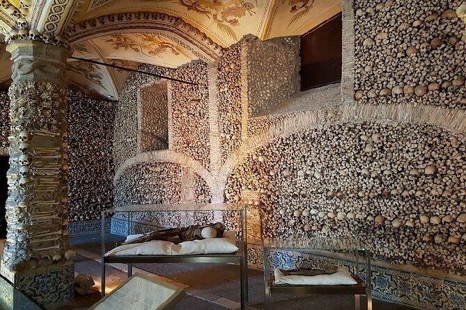 Private Full-Day Cultural Tour in Evora and Monsaraz - Pick-Up and Meeting Details