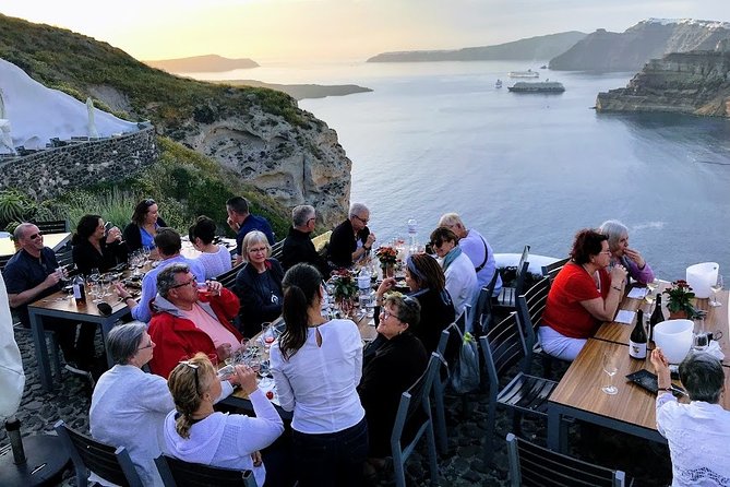 Private Half Day Santorini Highlights Trip & Wine Tasting - Wine Tasting Experience