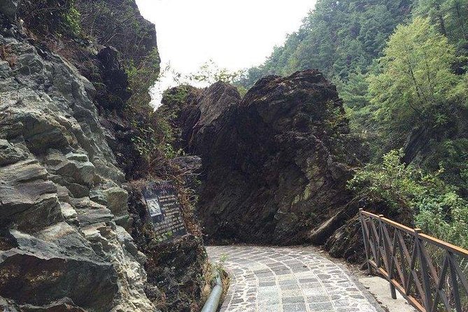 Private Hiking Tour to Cangshan Mountain From Dali - Cancellation Policy