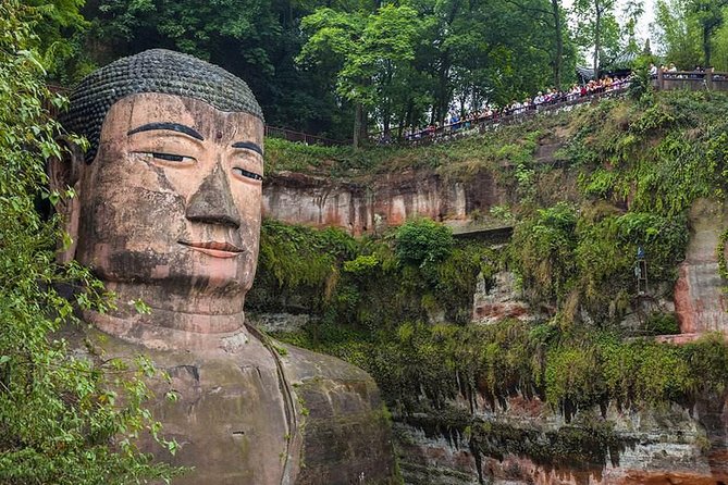 Private Leshan Giant Buddha Day Tour & Huanglongxi Old Town&Lunch - Inclusions and Exclusions