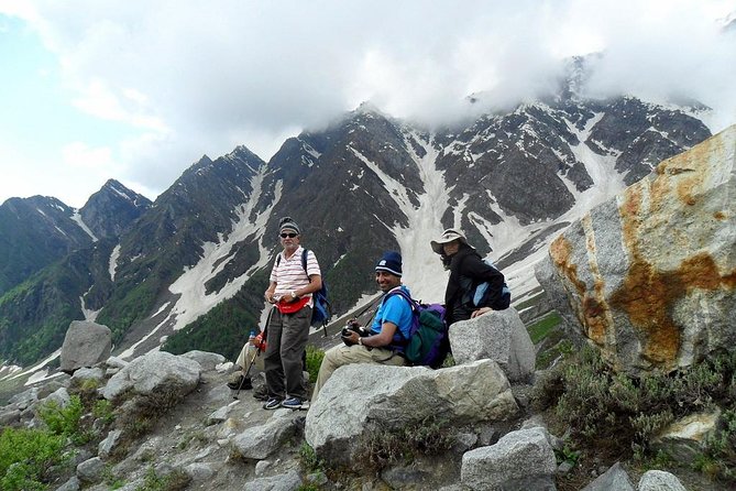 Private Manali Tour With Trekking From Delhi - Booking Information