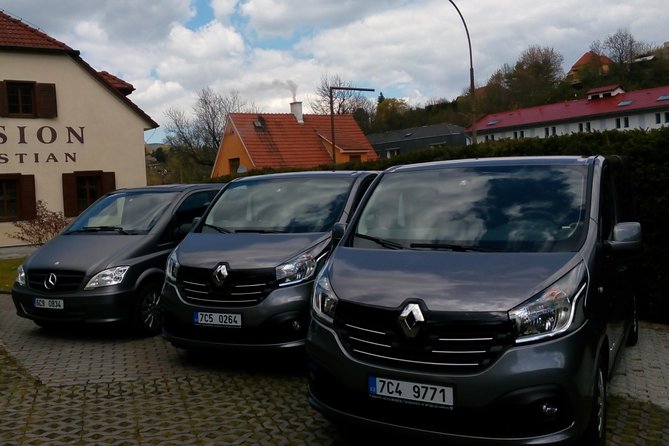 Private One Way Scenic Transfer From Linz to Prague via Cesky Krumlov