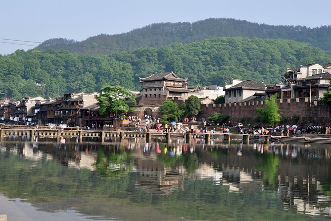 Private Overnight Tour to Fenghuang Old Town From Changsha - Cancellation Policy