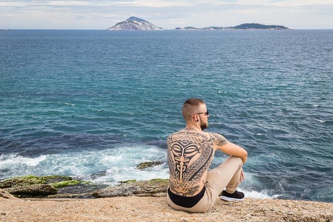 Private Photo Session With a Local Photographer in Copacabana - Pricing Details